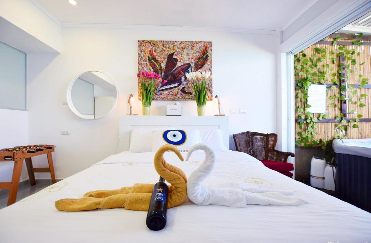 Magic On The Sea-Suites With A Private Jacuzzi And A Private Sea View Netanya Extérieur photo