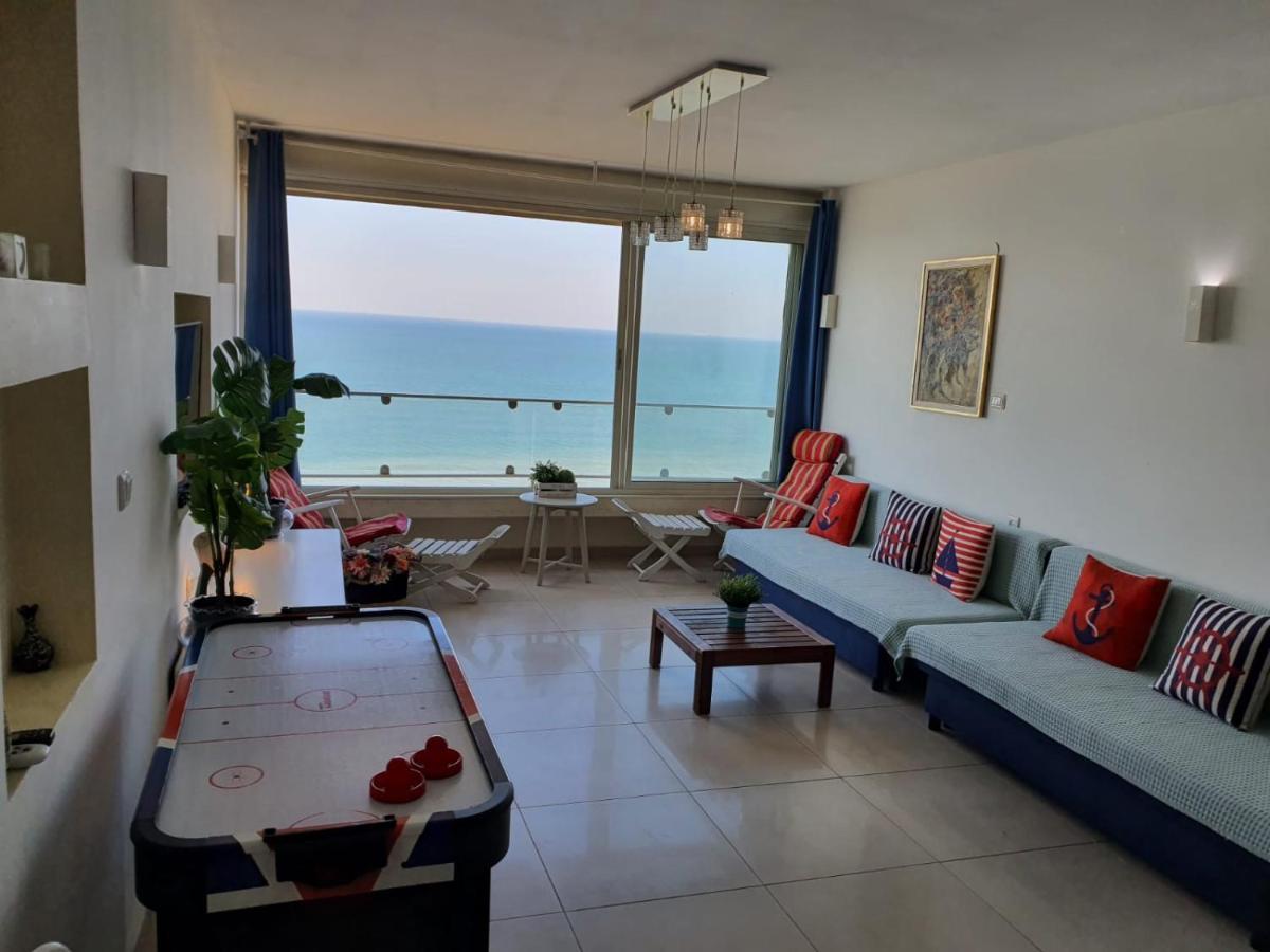 Magic On The Sea-Suites With A Private Jacuzzi And A Private Sea View Netanya Extérieur photo