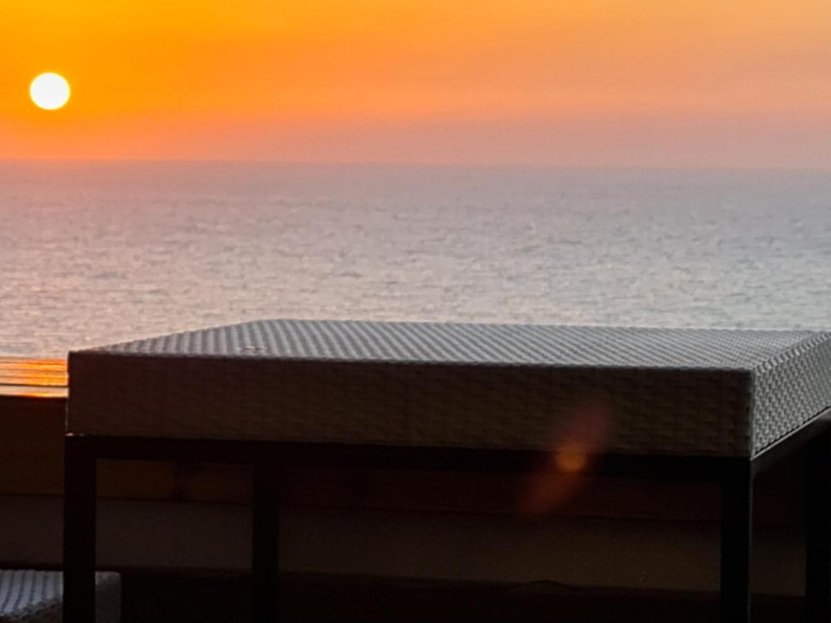 Magic On The Sea-Suites With A Private Jacuzzi And A Private Sea View Netanya Extérieur photo