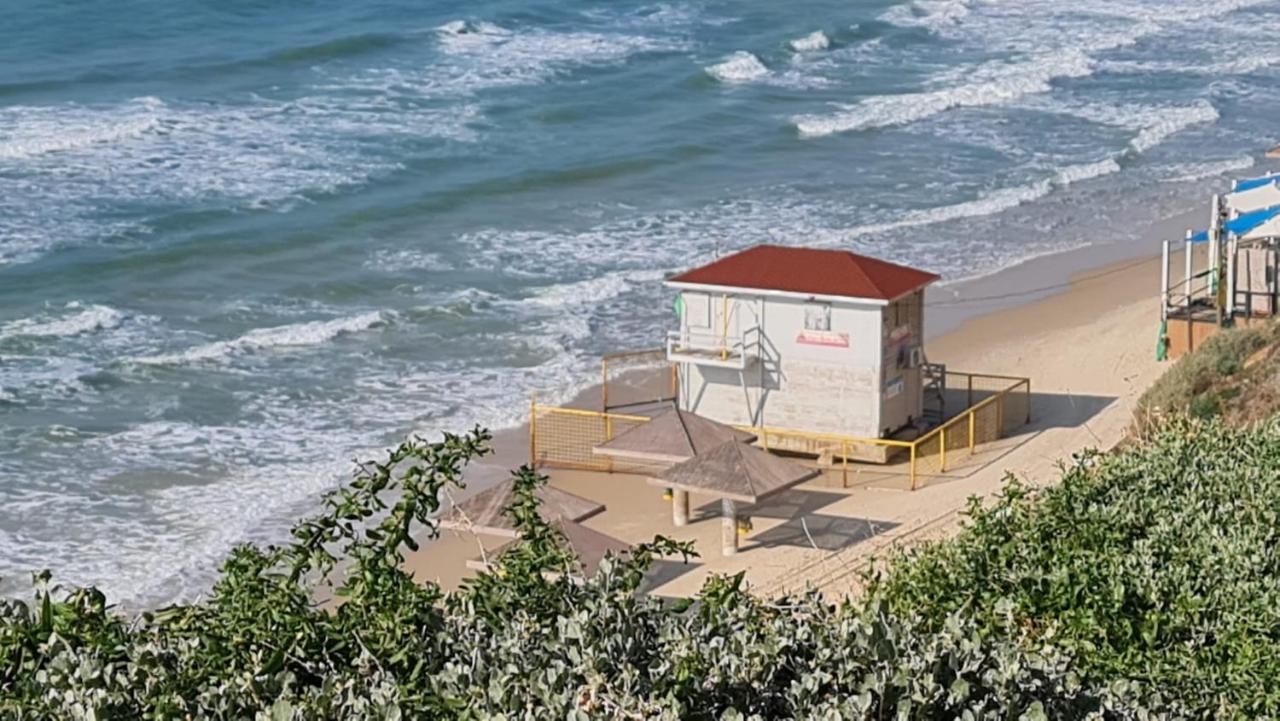 Magic On The Sea-Suites With A Private Jacuzzi And A Private Sea View Netanya Extérieur photo