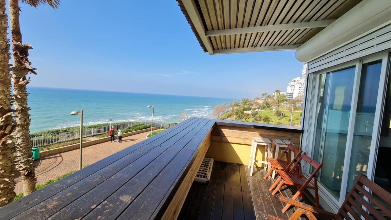 Magic On The Sea-Suites With A Private Jacuzzi And A Private Sea View Netanya Extérieur photo