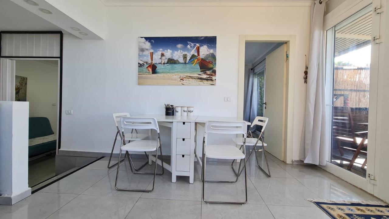 Magic On The Sea-Suites With A Private Jacuzzi And A Private Sea View Netanya Extérieur photo