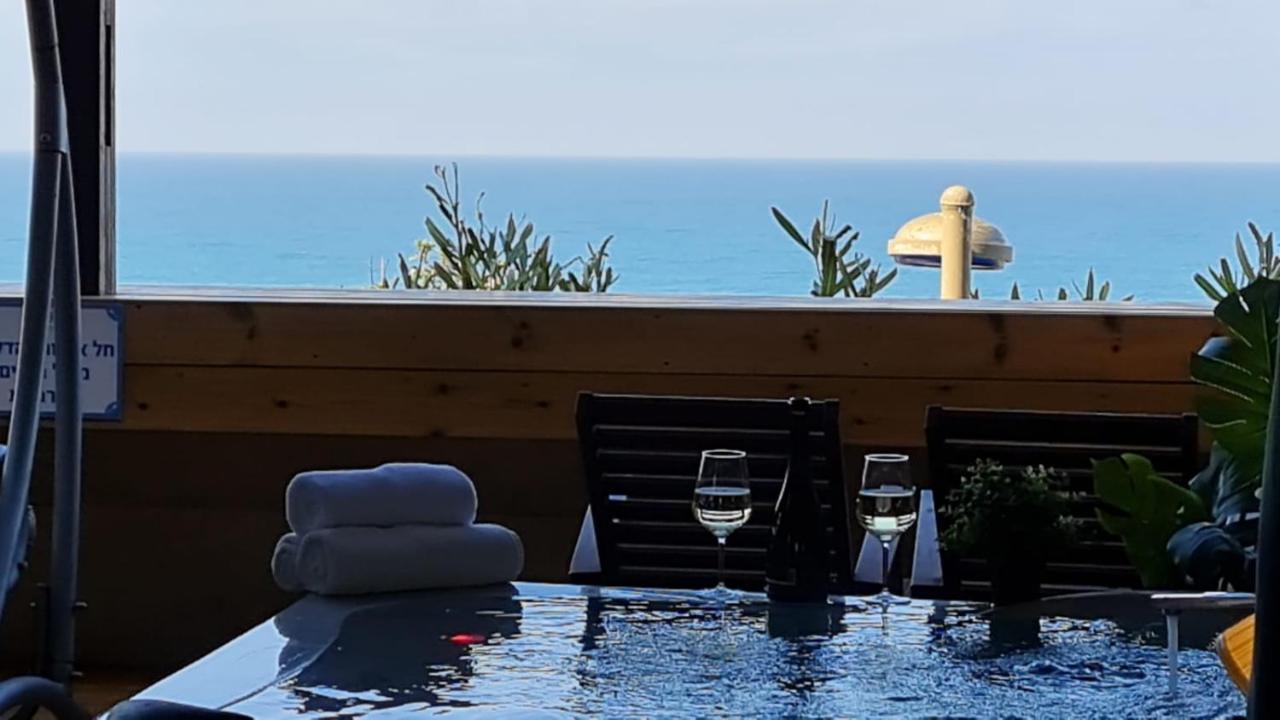 Magic On The Sea-Suites With A Private Jacuzzi And A Private Sea View Netanya Extérieur photo