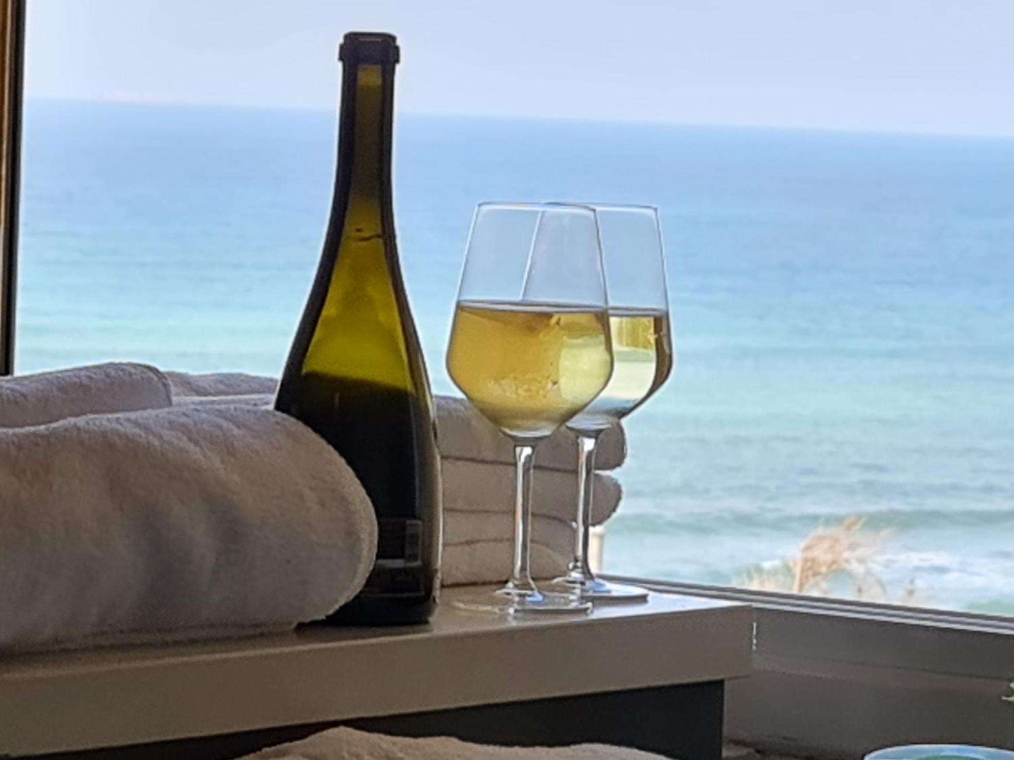 Magic On The Sea-Suites With A Private Jacuzzi And A Private Sea View Netanya Chambre photo